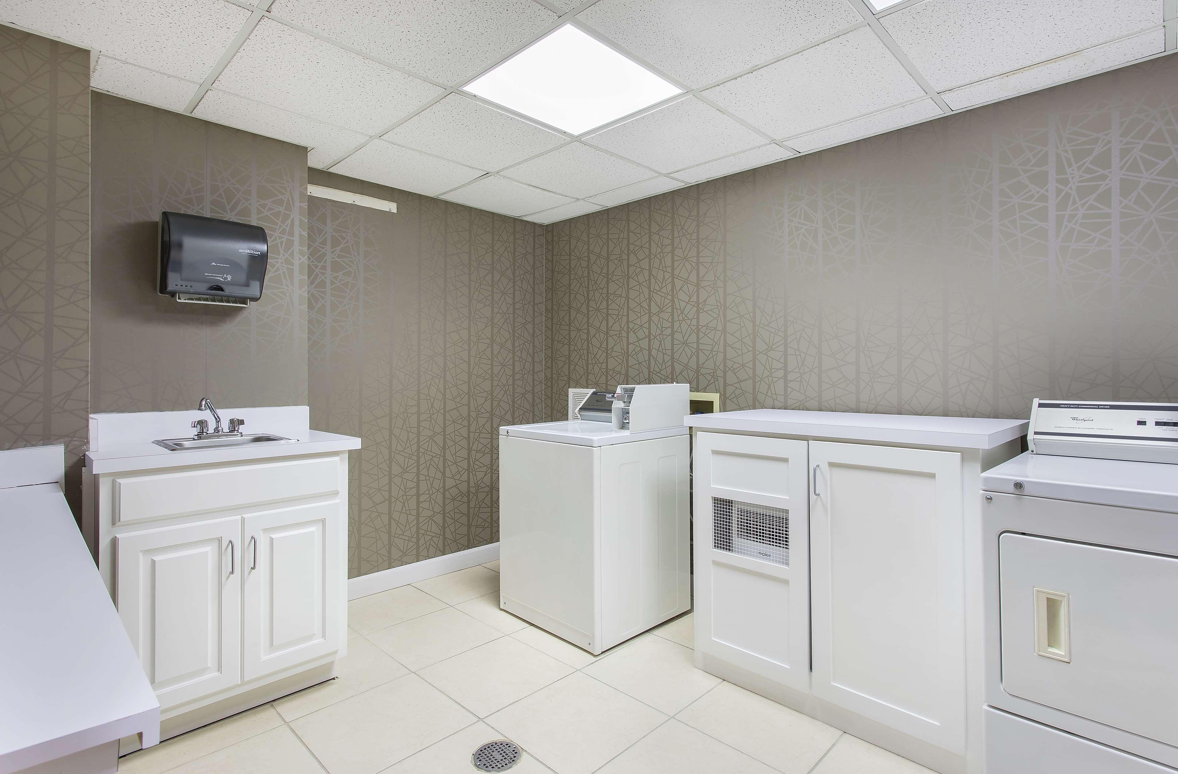Hampton Inn Cullman Bagian luar foto