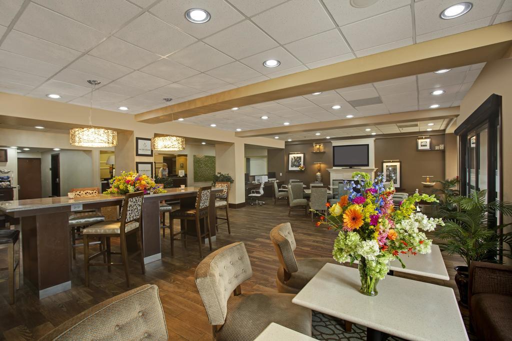 Hampton Inn Cullman Bagian luar foto