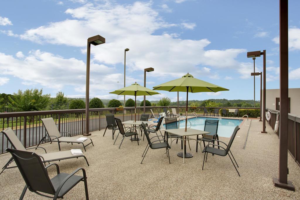 Hampton Inn Cullman Bagian luar foto