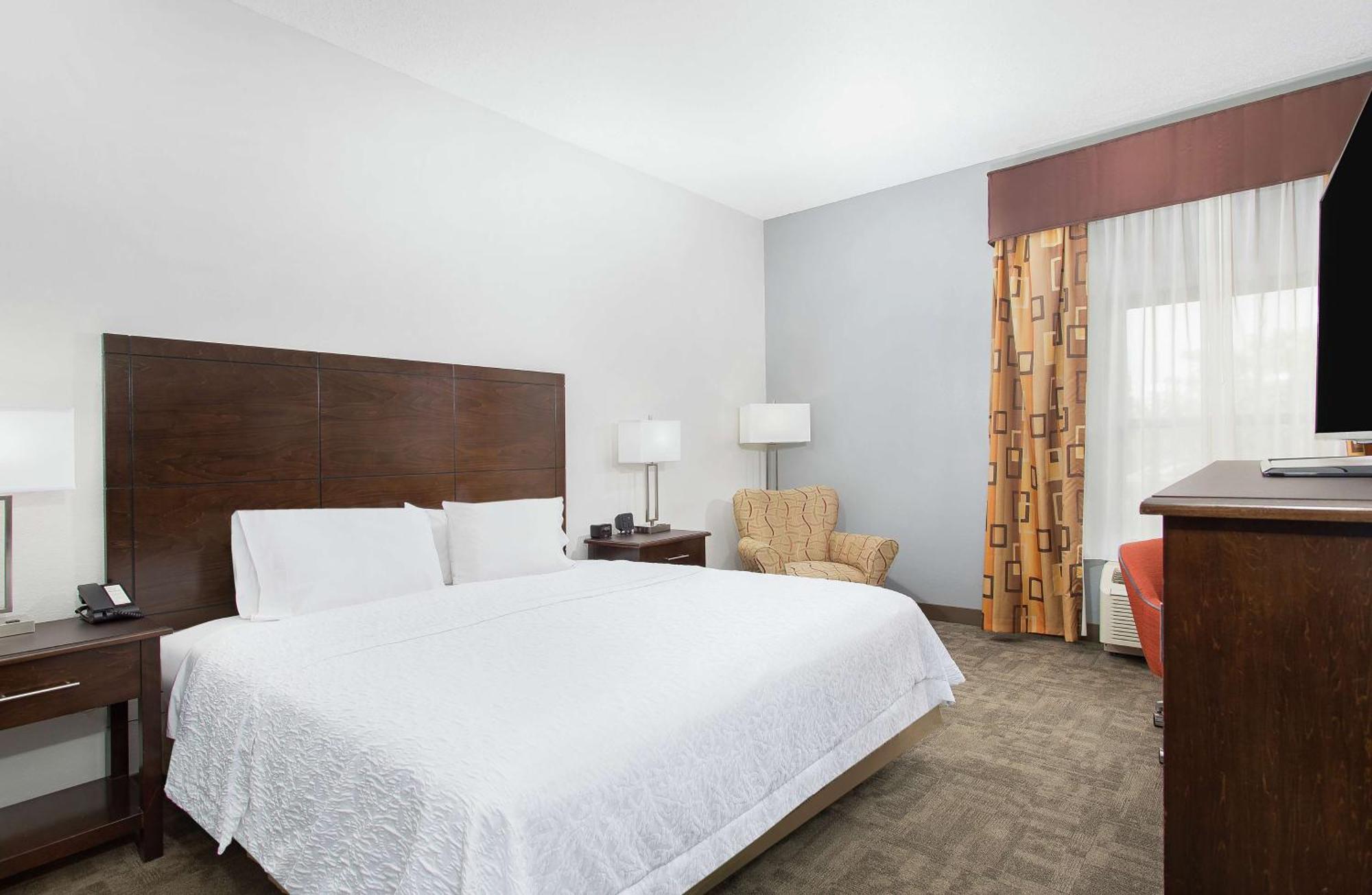 Hampton Inn Cullman Bagian luar foto