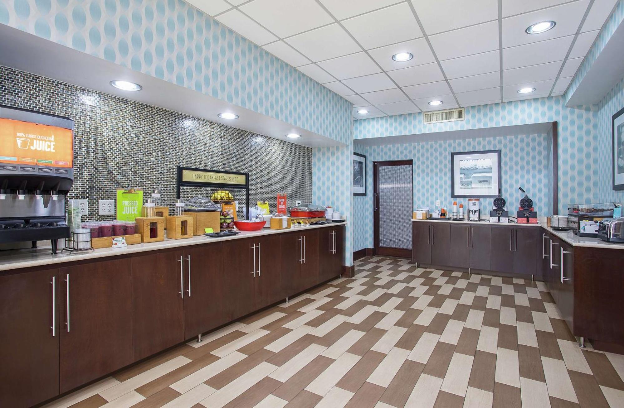 Hampton Inn Cullman Bagian luar foto