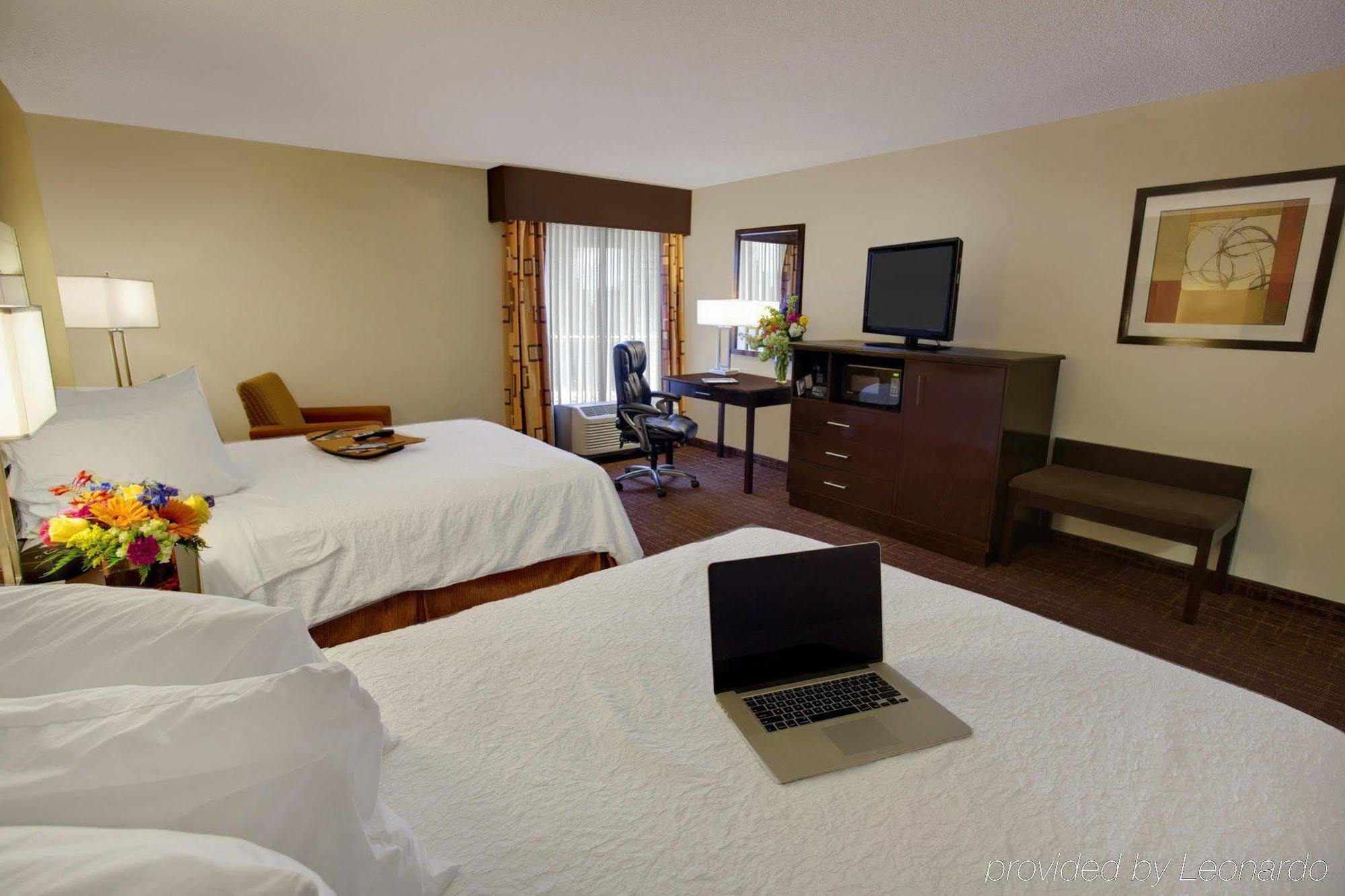 Hampton Inn Cullman Bagian luar foto